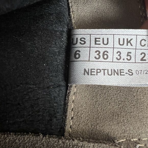 Cougar Neptune Boots Suede PrimaLoft Waterproof Stone Brown Zip Up Women’s 6 - Picture 7 of 10